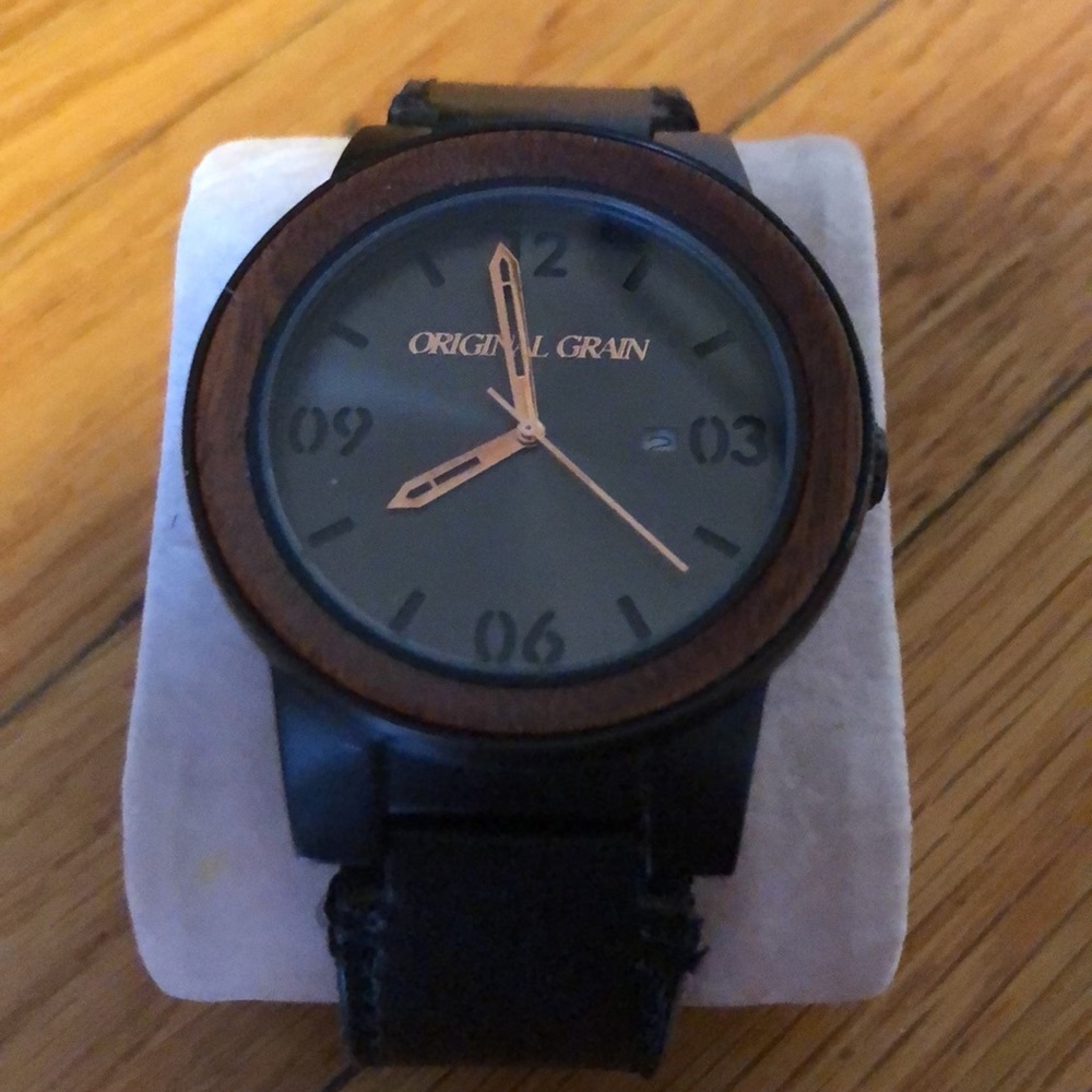 Black and Brown Men's Watch